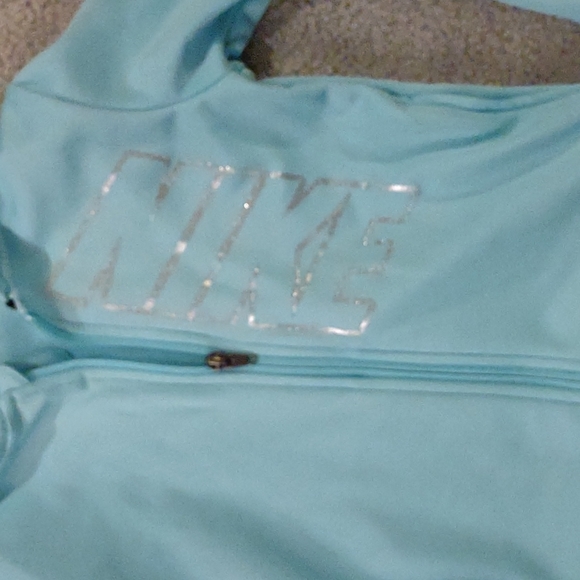 Girls Nike Dri- Fit Hoodies. Size 7-8 - Picture 2 of 4